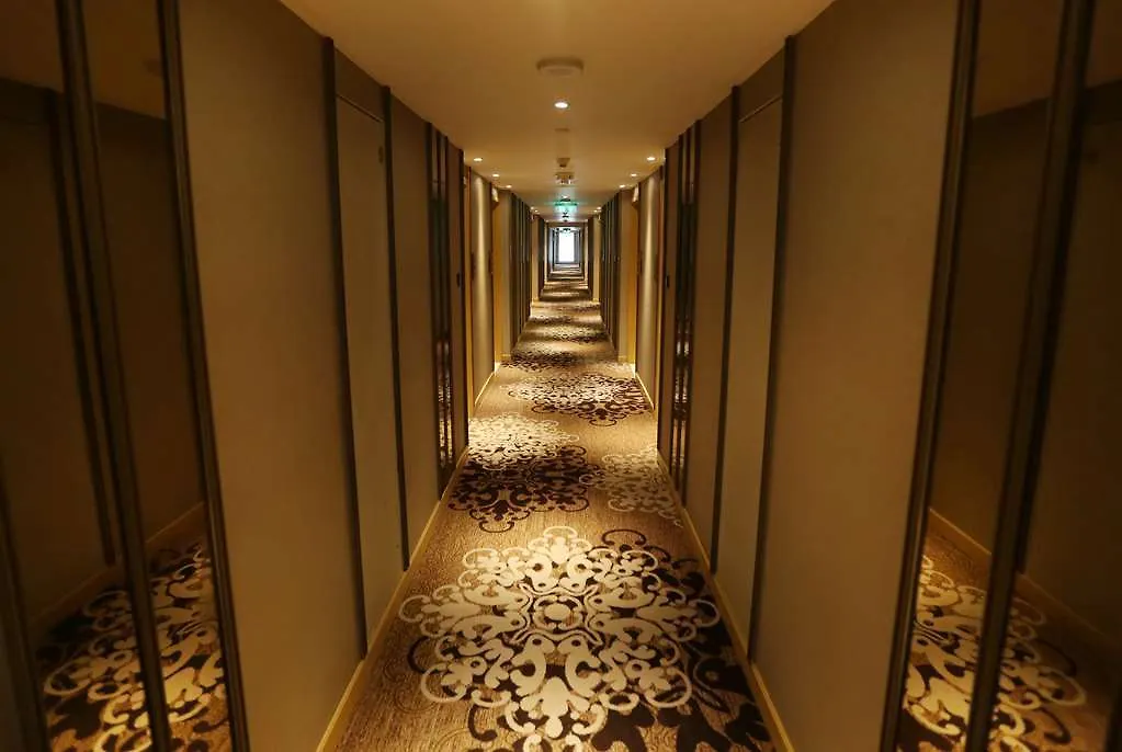 Hotel Pride Plaza Hotel, Aerocity New Delhi