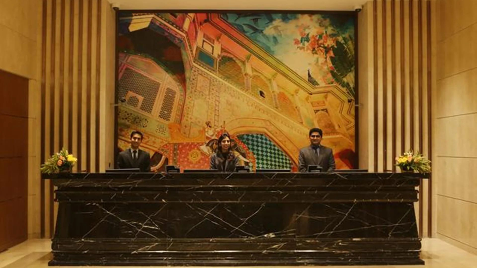 ***** Otel Pride Plaza Hotel, Aerocity Yeni Delhi Hindistan