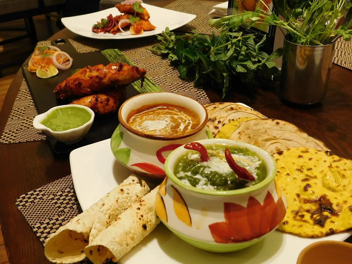 ***** Otel Pride Plaza Hotel, Aerocity Yeni Delhi Hindistan